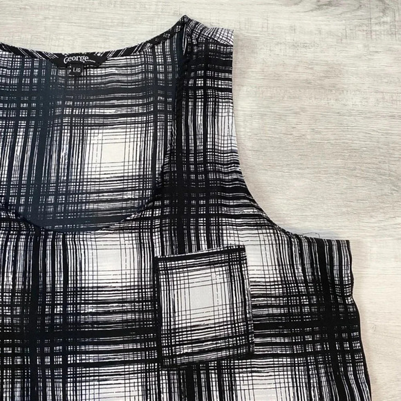 George Gingham Crosshatch Plaid Print Sleeveless Blouse in Black/White Size L - Picture 3 of 11
